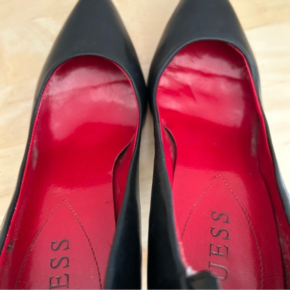 Guess Leather Heels/Size 6 - Picture 3 of 15
